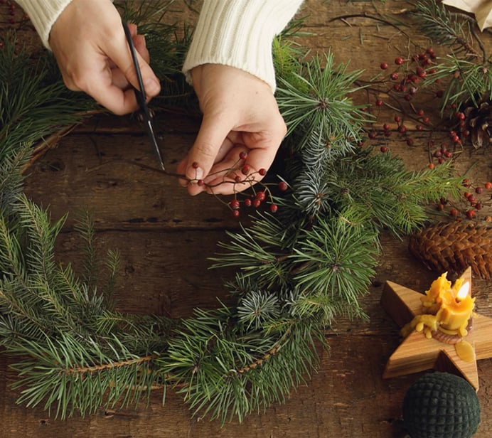 26 Cline Wreathmaking 692x616