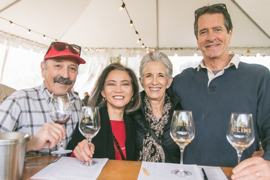 Cline-People-Wine-Tasting-13